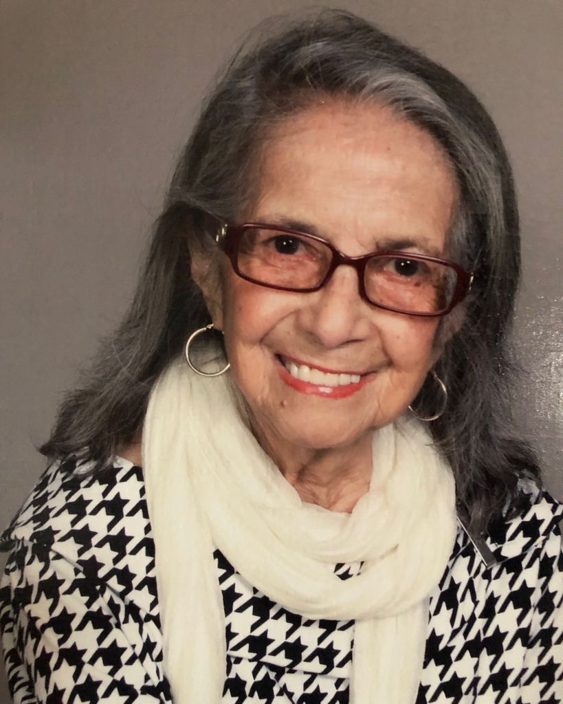 Ruth Maria Hoyos