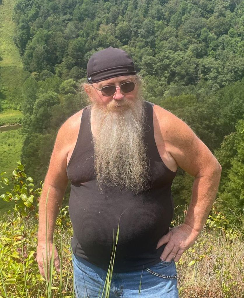 Michael Ray Brewer Profile Photo