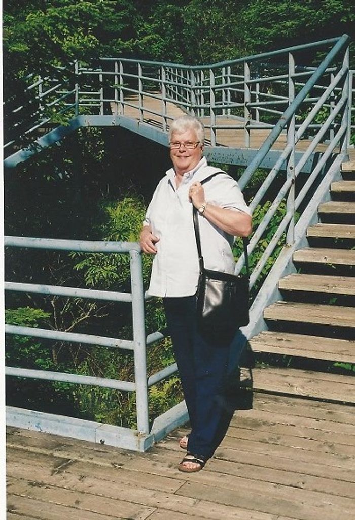 Bonnie Phillips