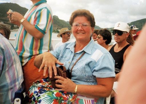 Phyllis Jordan photo gallery thumbnail 38 of 76