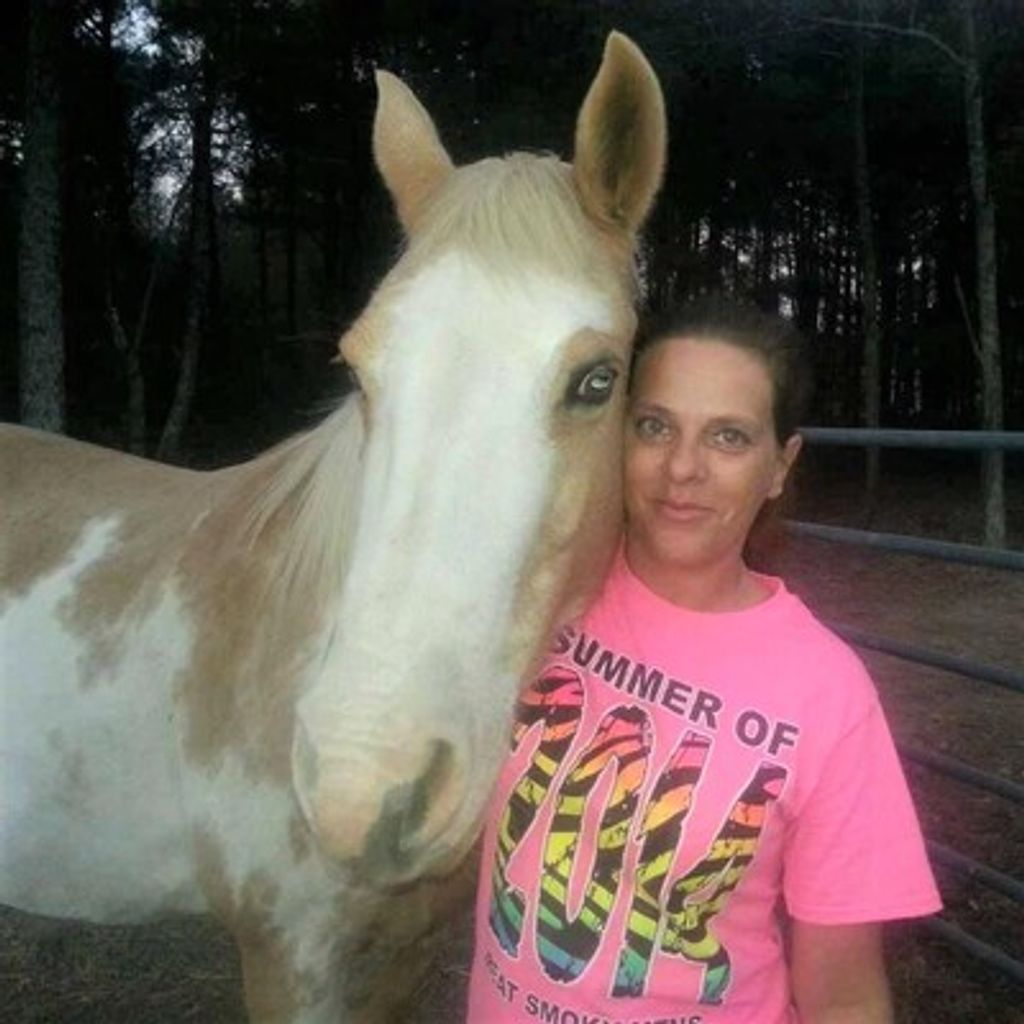 Carrie Lynn Newton Profile Photo