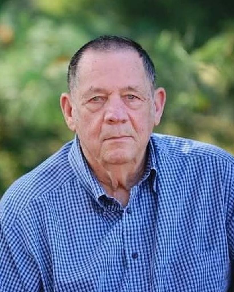 Russell Lee Bills Profile Photo