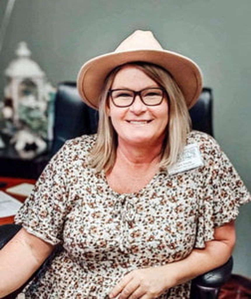 Sara Lea Young Profile Photo