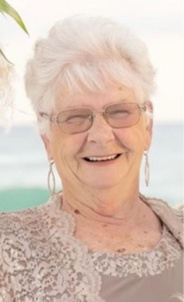 Carol Sue Russell Profile Photo