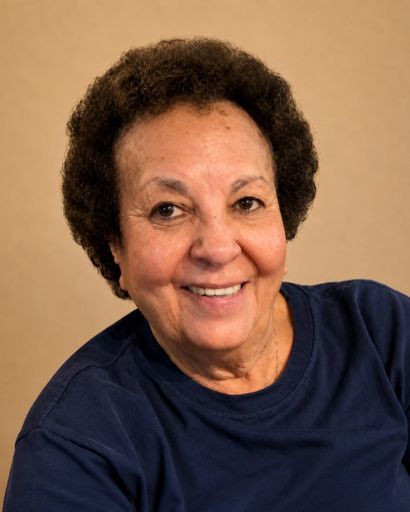 Shirley Robles Profile Photo