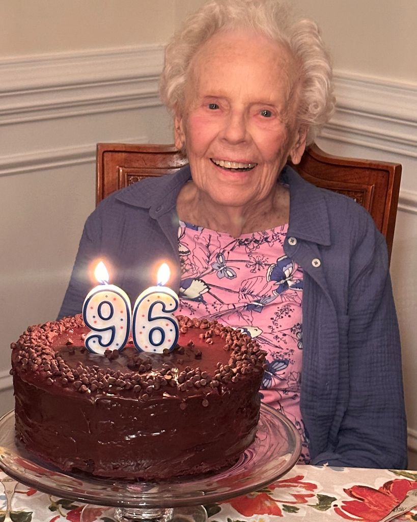 Nancy Lindholm Roberts