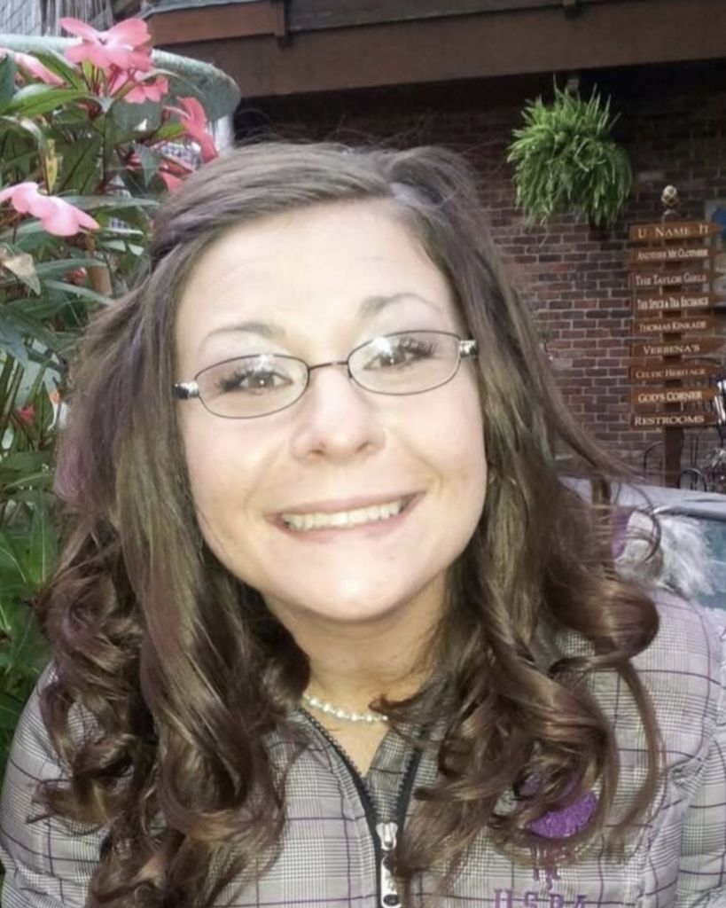 April Dallie Tincher Profile Photo