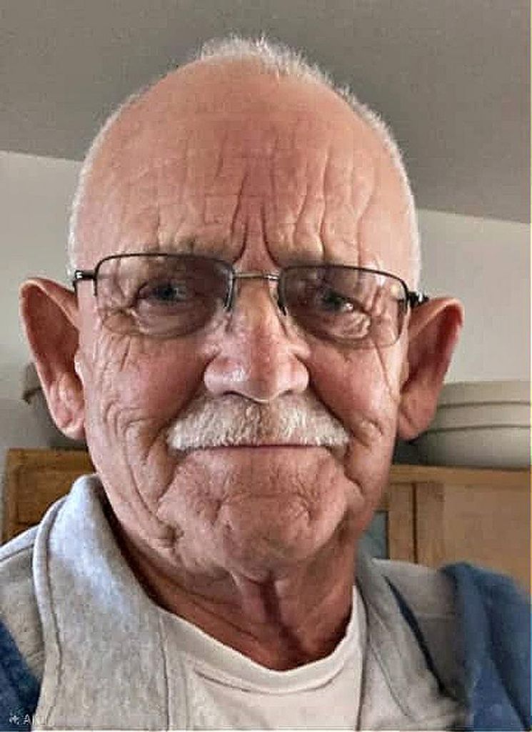 Phillip Clayton Sneed Profile Photo