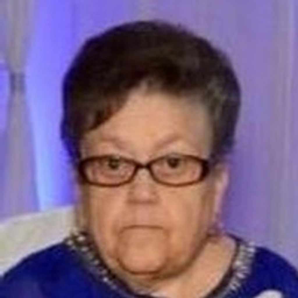 Maria  E. Correia