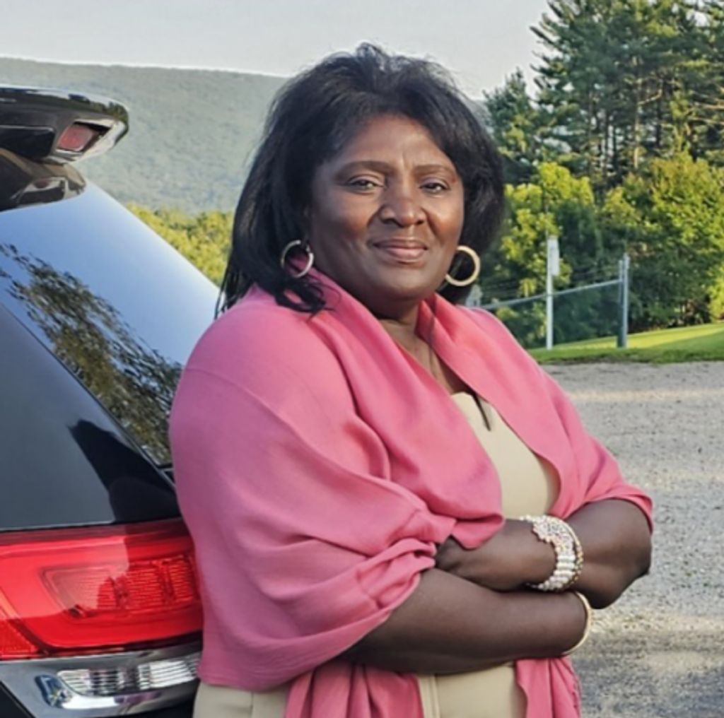 Bassey Henshaw Profile Photo