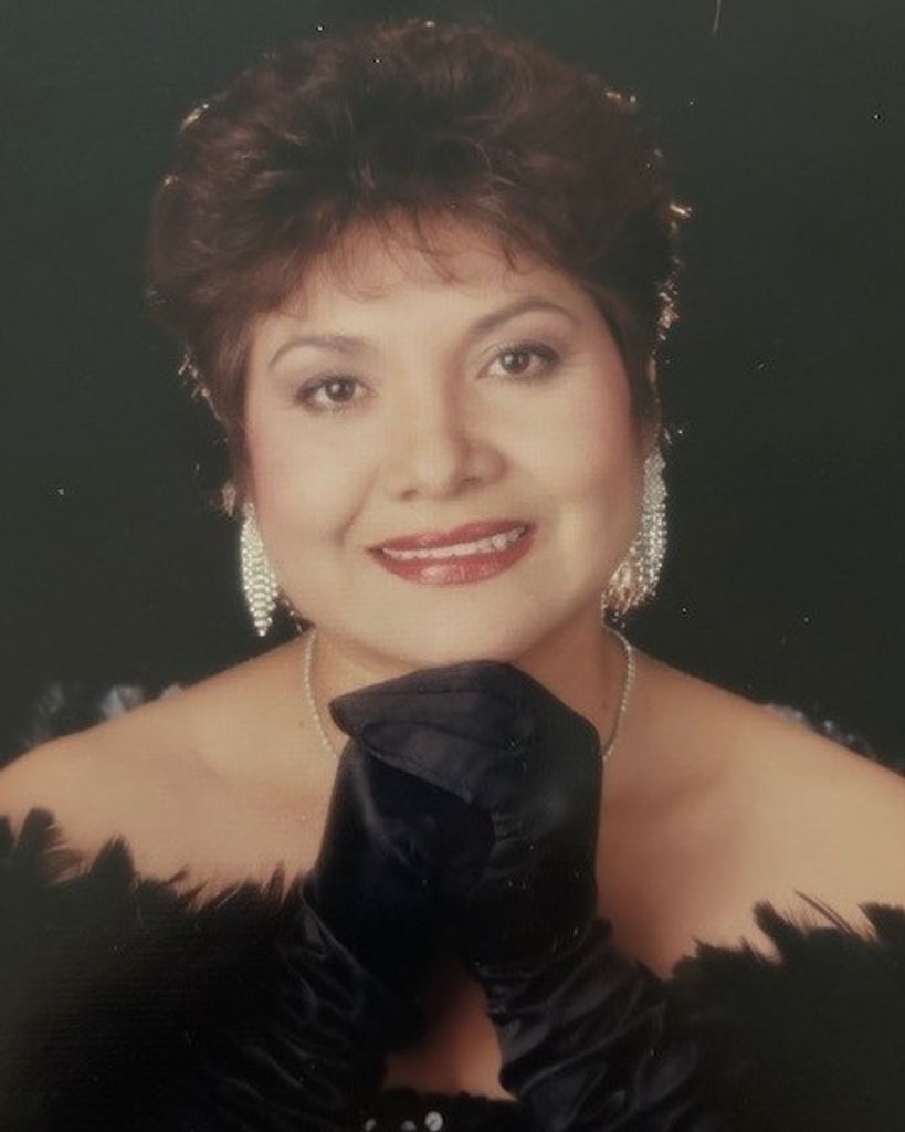 Elisa Hernandez