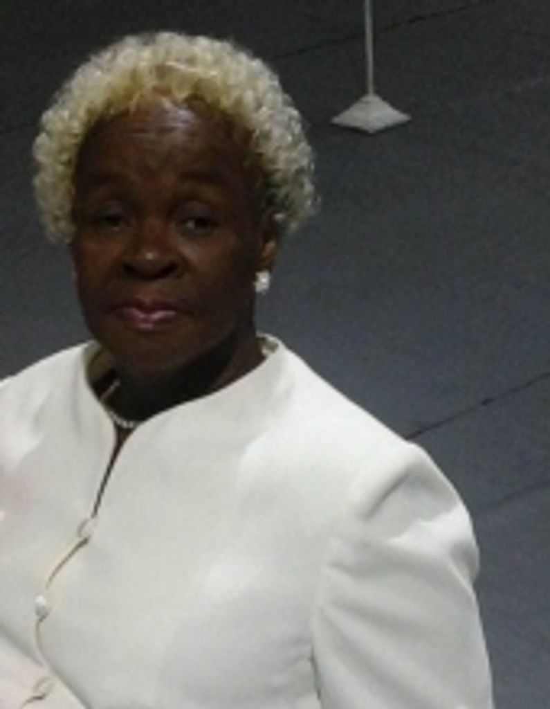 Elnora (Jones) Onyewuenyi