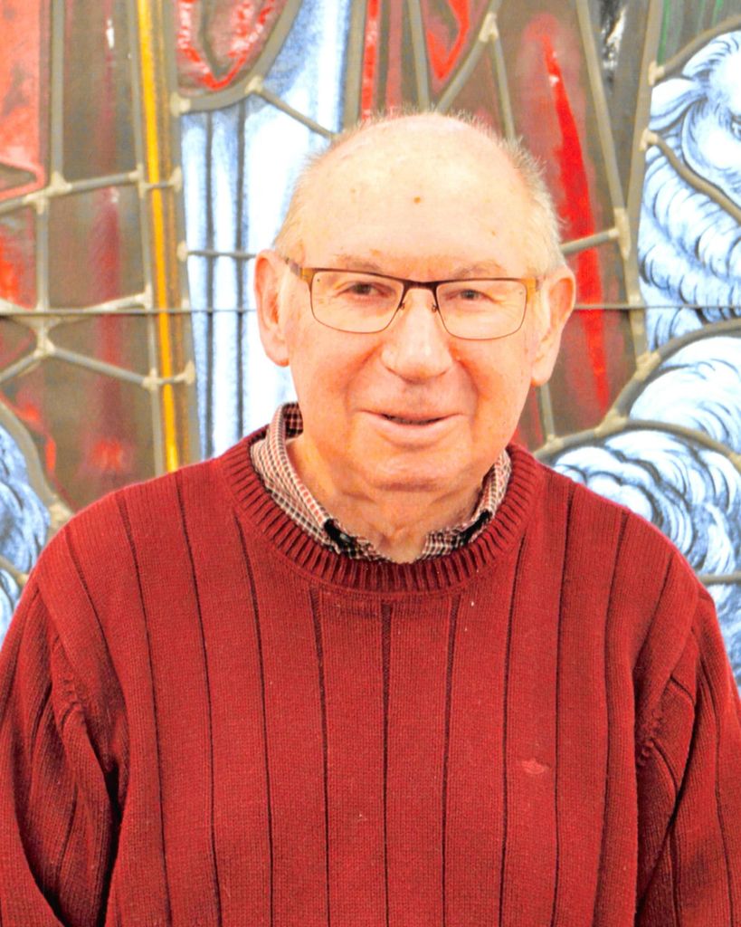 Lowell R. Bavin Profile Photo