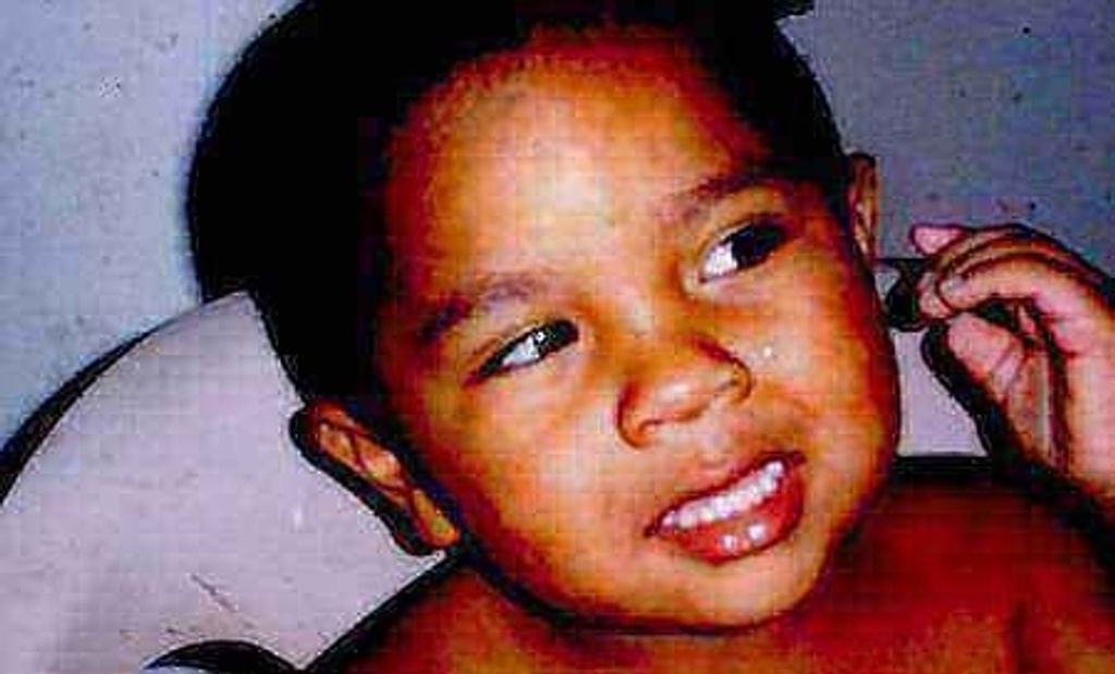 Desmon Ray Valenzuela