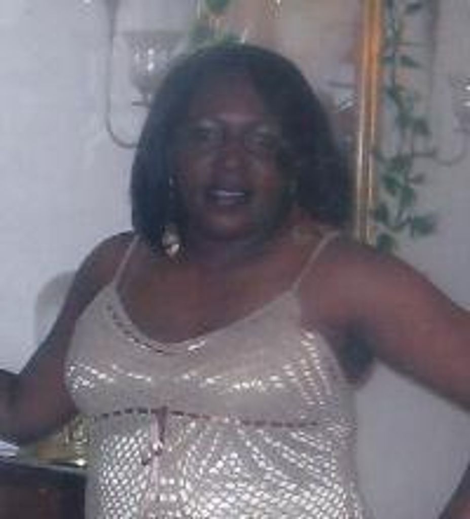 Leslie Michelle Favors