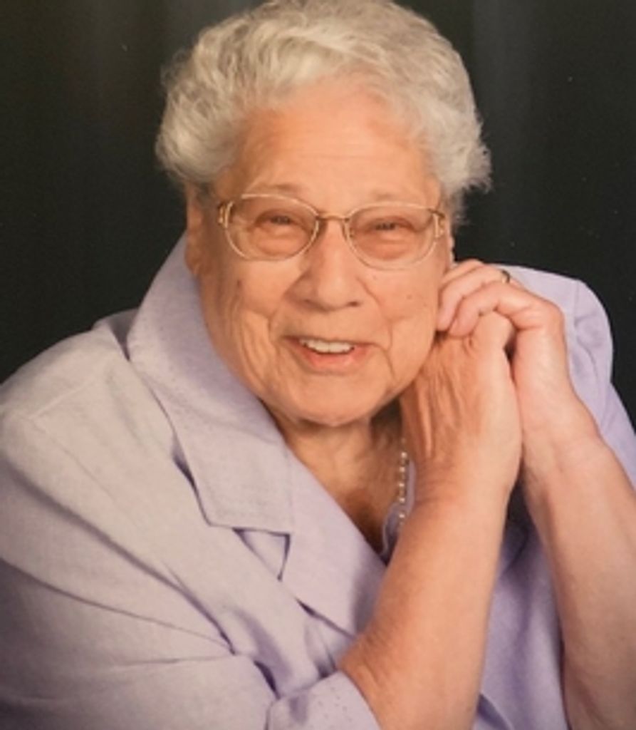 Violet Steinke Profile Photo