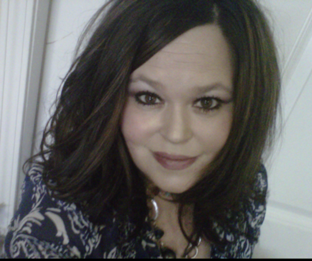 Elizabeth Larae Phillips Bluemel