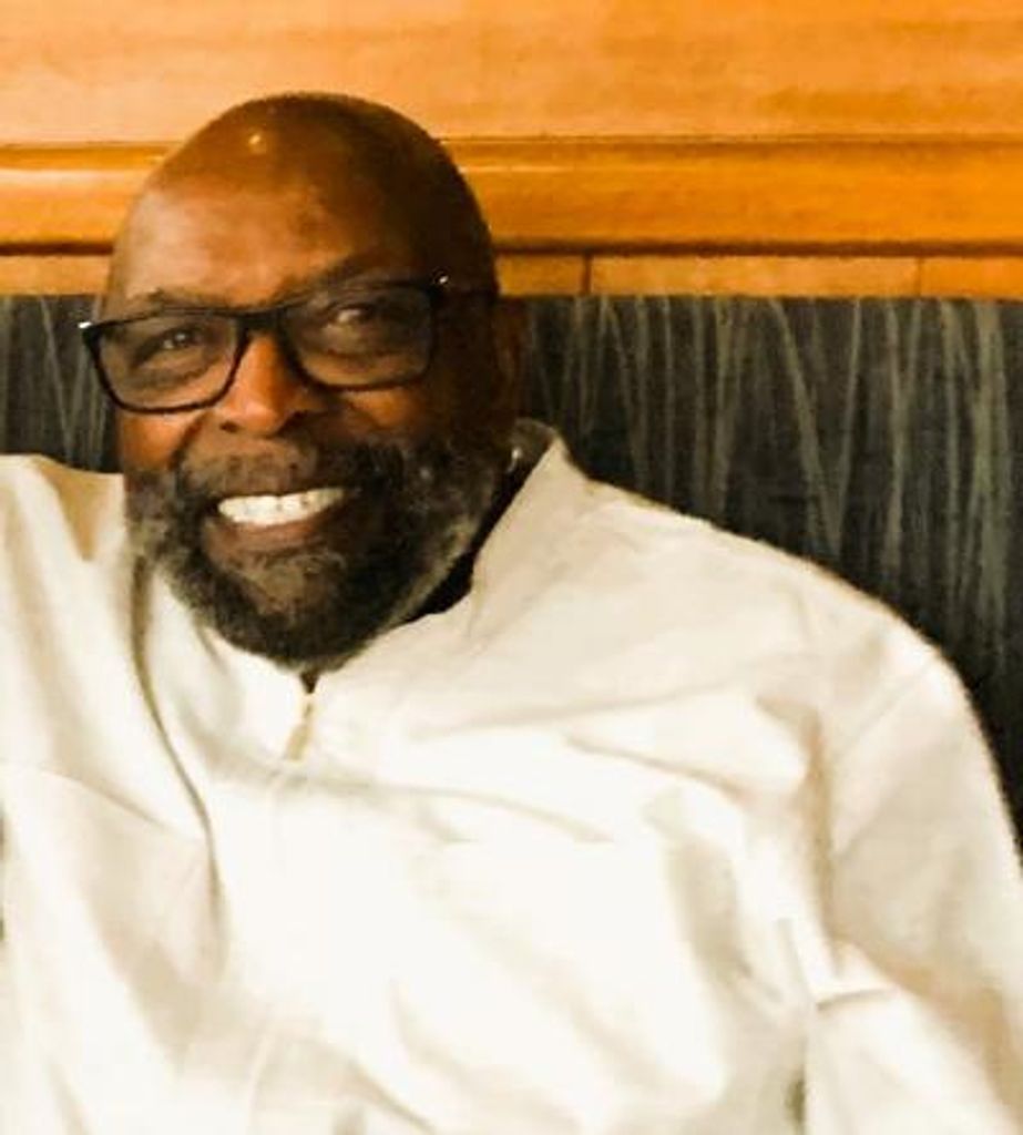 Raze Johnson, Jr. Profile Photo