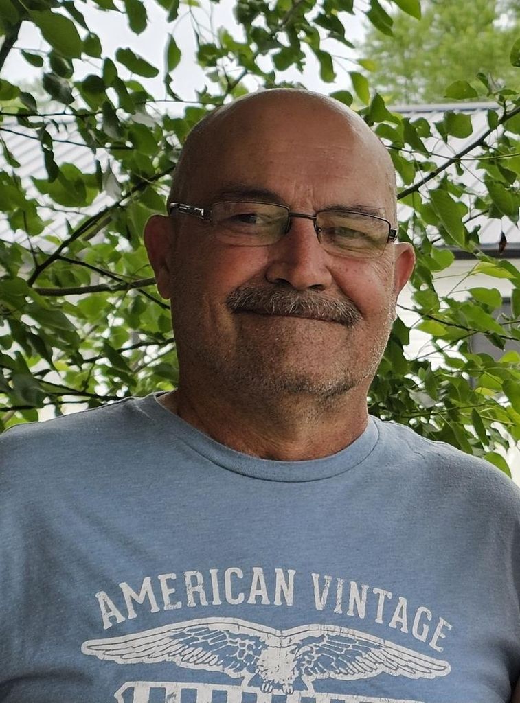 Carl Brown Profile Photo