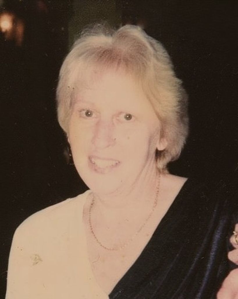 Dawn Hobbie Mainville Profile Photo