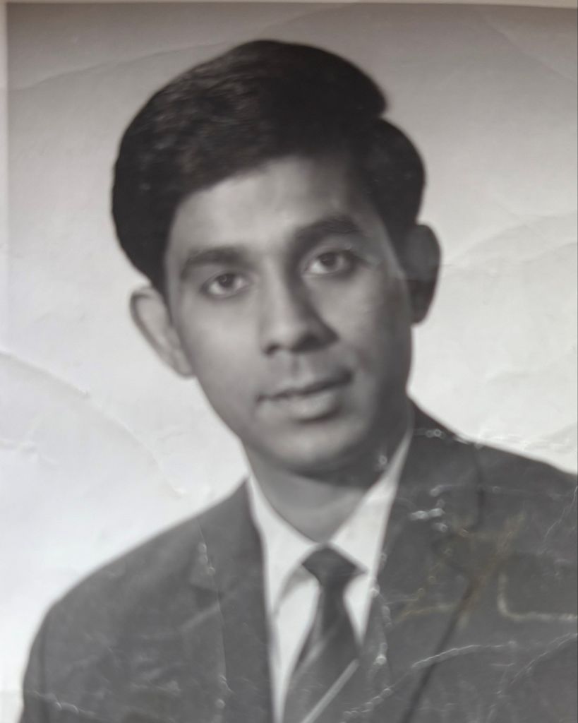 Dwipen Dranath (Baba-Jaan) Chatterjee Profile Photo