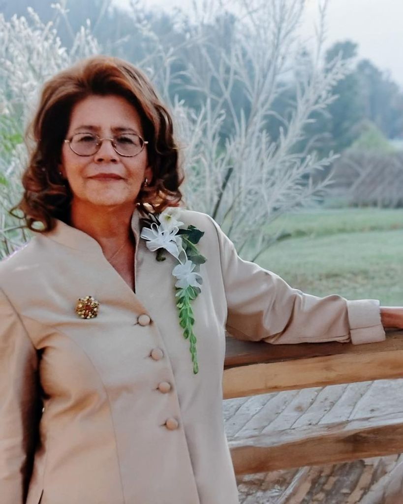 Gloria Delia Reyes Profile Photo