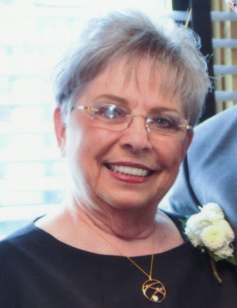 Marietta "Mari" Rios Profile Photo