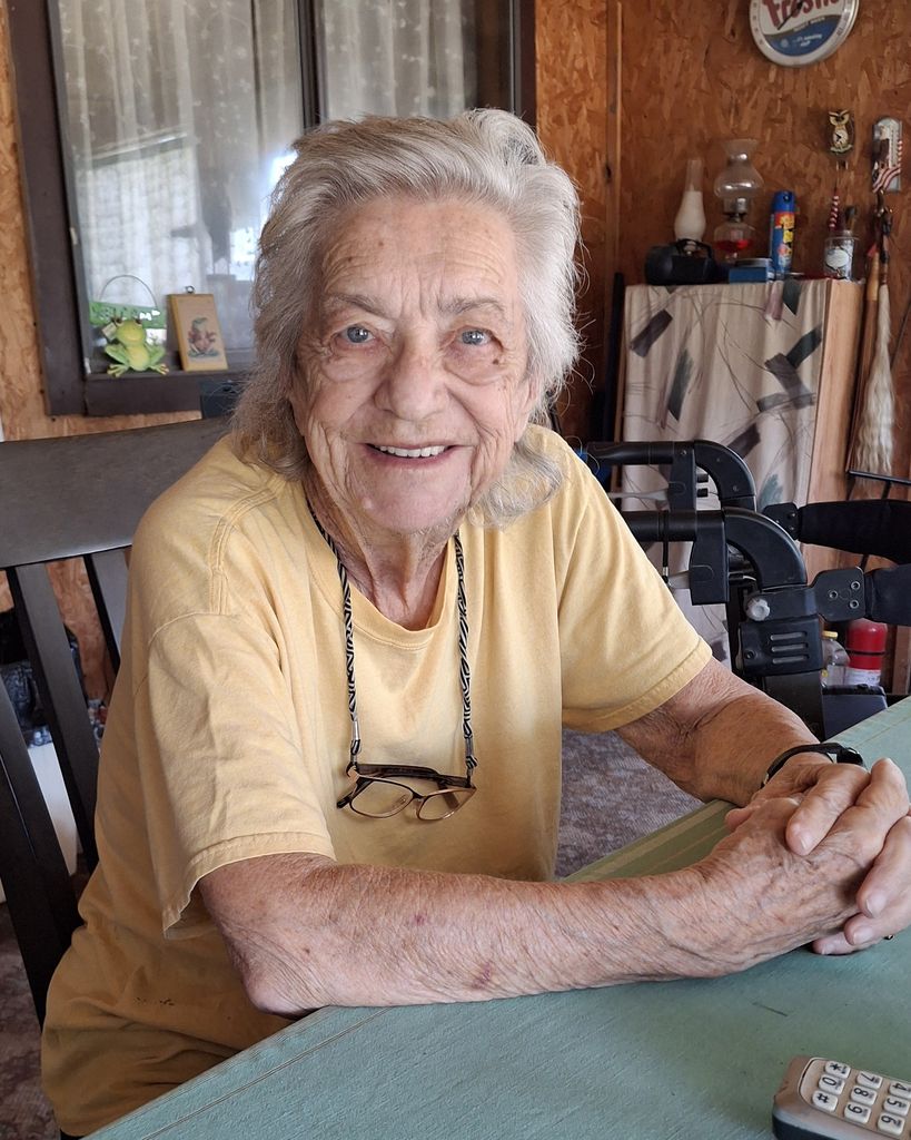 Janet Lucille Hooper Profile Photo