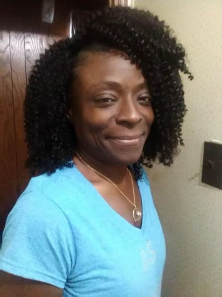 Geraldine Packer-Lyde Profile Photo