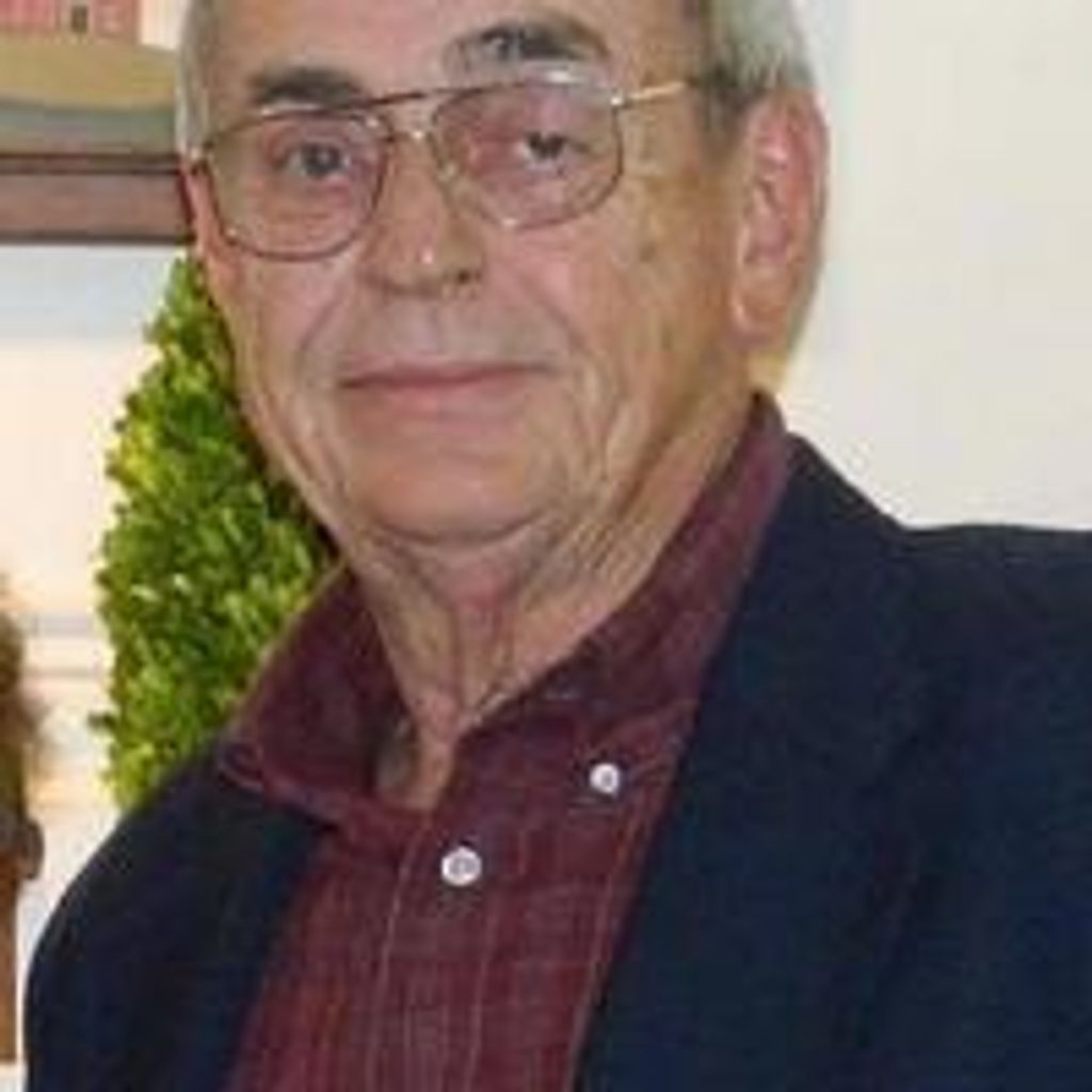 Thomas "Tom" Hutchison