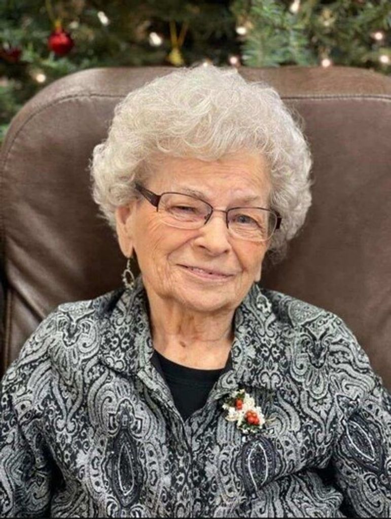 Marvine (Schmidt) Roeber Profile Photo