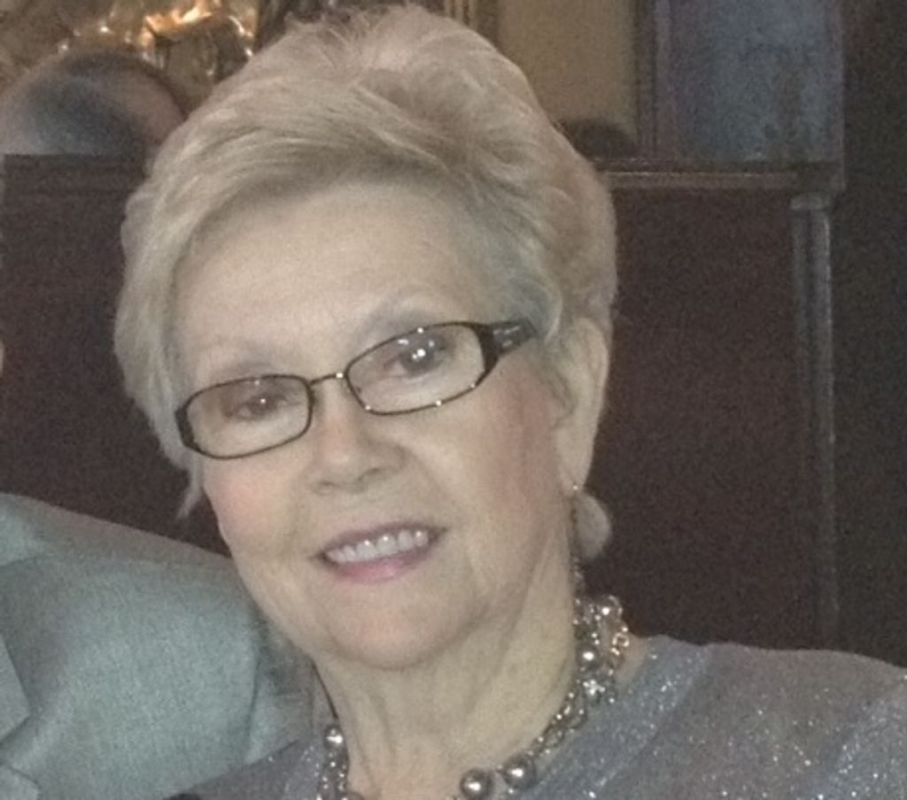 Gail H (Luther)  Yallech
