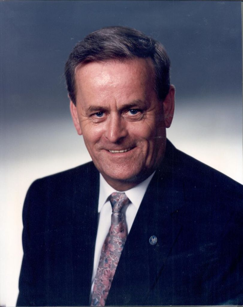 Carlton Hobbs