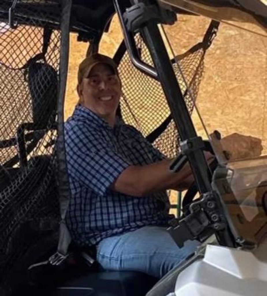 Daniel Paul Yates Profile Photo