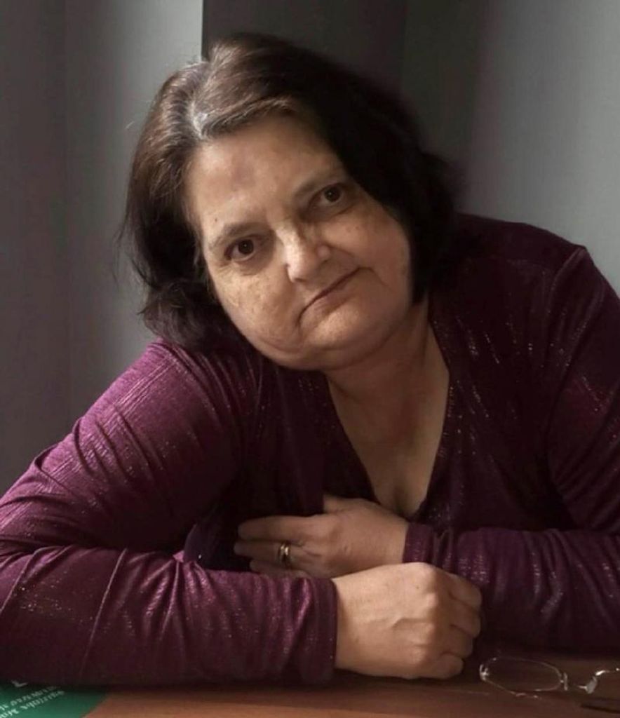 Carole (Seiler) St Claire