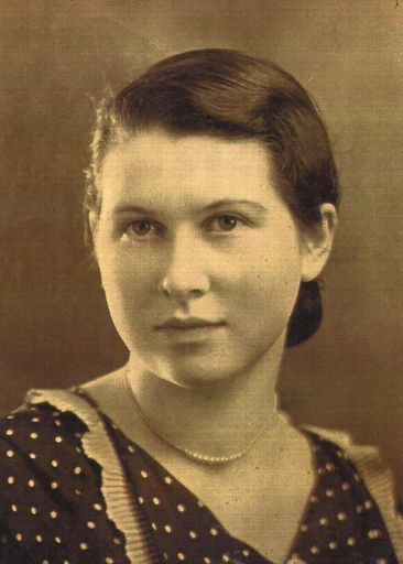 Marie Elizabeth Arneson Profile Photo