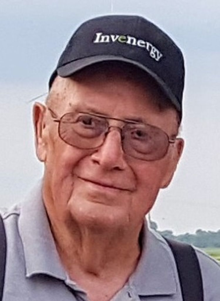 Robert "Bob" Armstrong