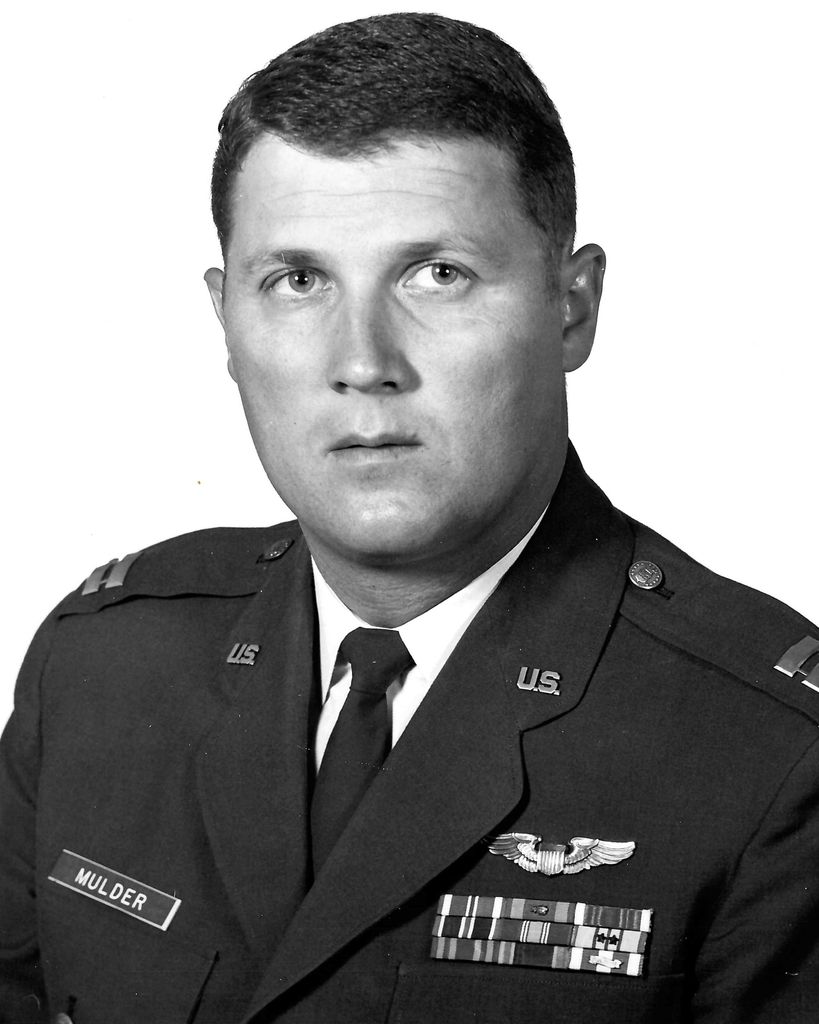 Lt. Col R. Richard Mulder