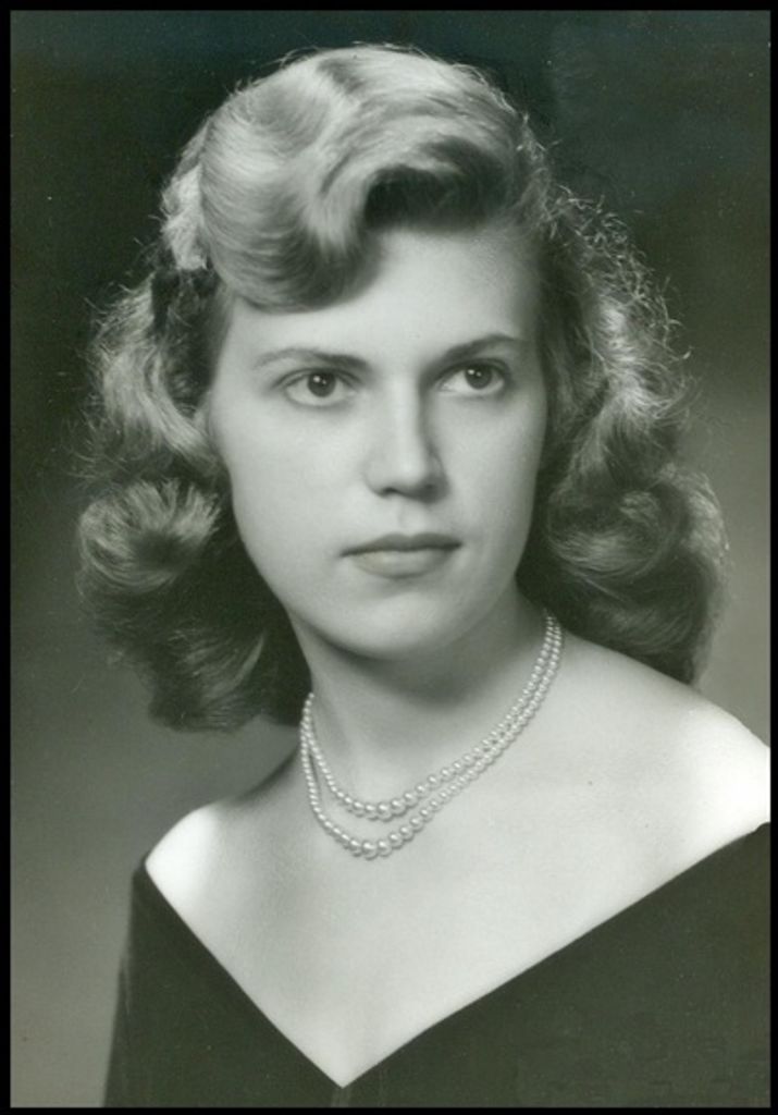 Patricia Simonelli Profile Photo
