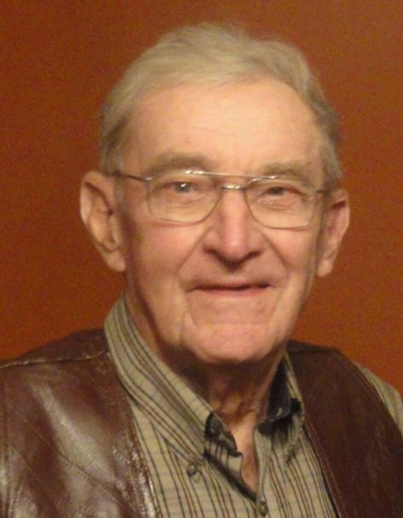 Harold "Ike" Bruce Lowe Profile Photo