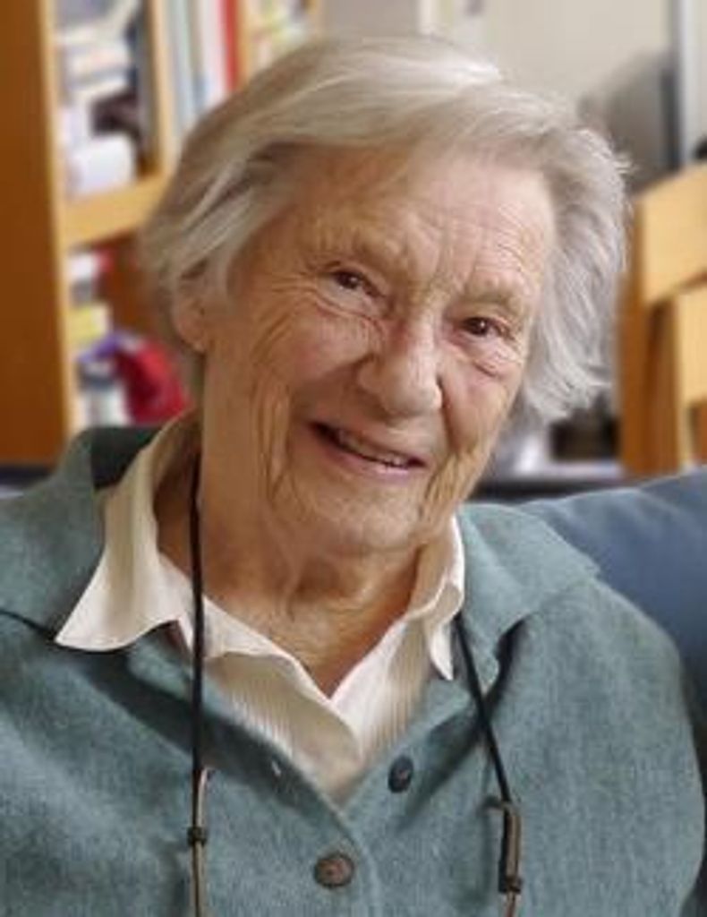 Daphne Pike Gratiot Profile Photo