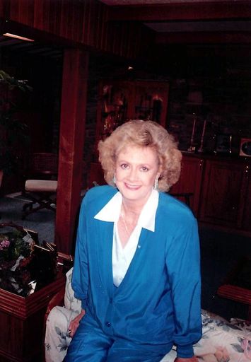 Martha Ann Segars photo gallery thumbnail 56 of 122