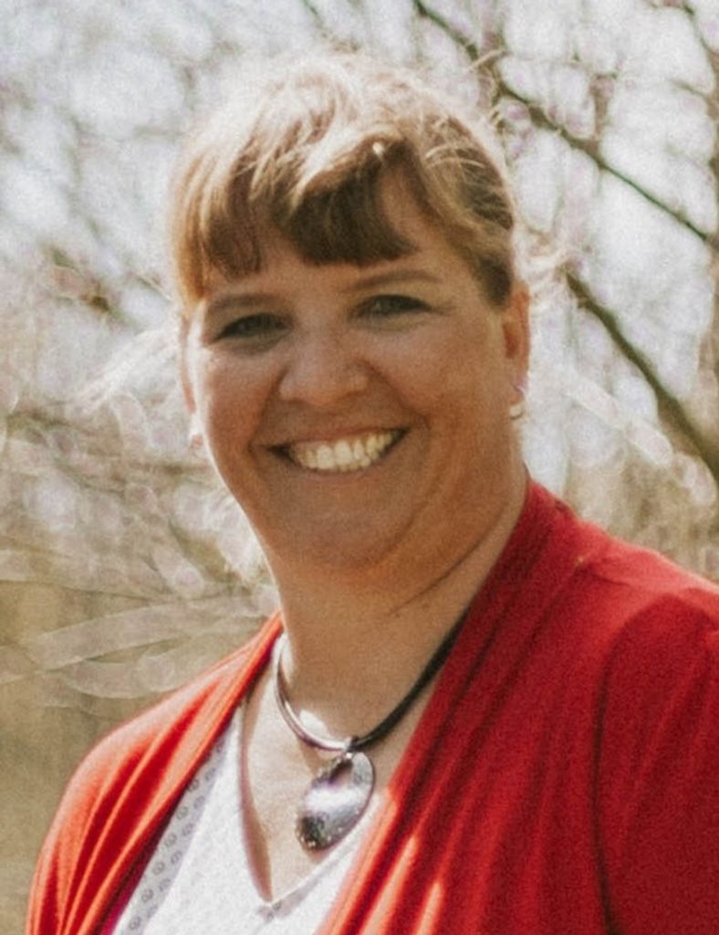 Laura Marie Dams Profile Photo