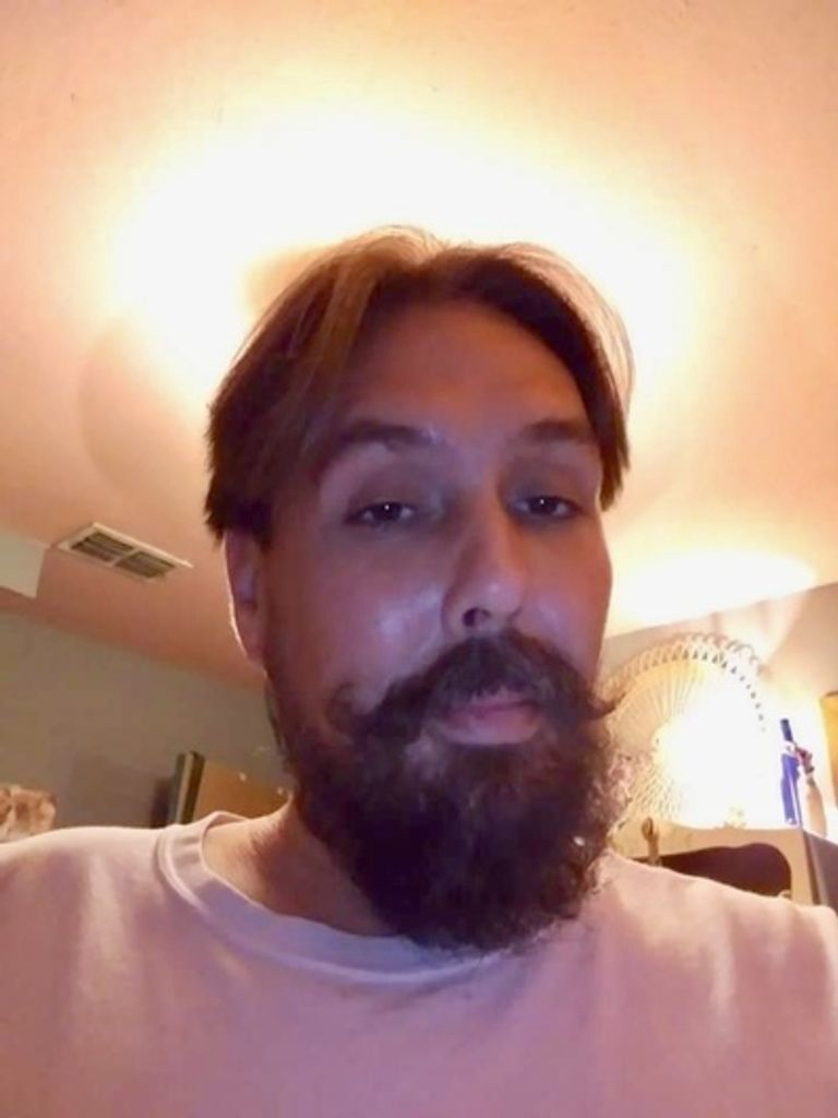 Robert "Bob" Edward Johnson, Ii