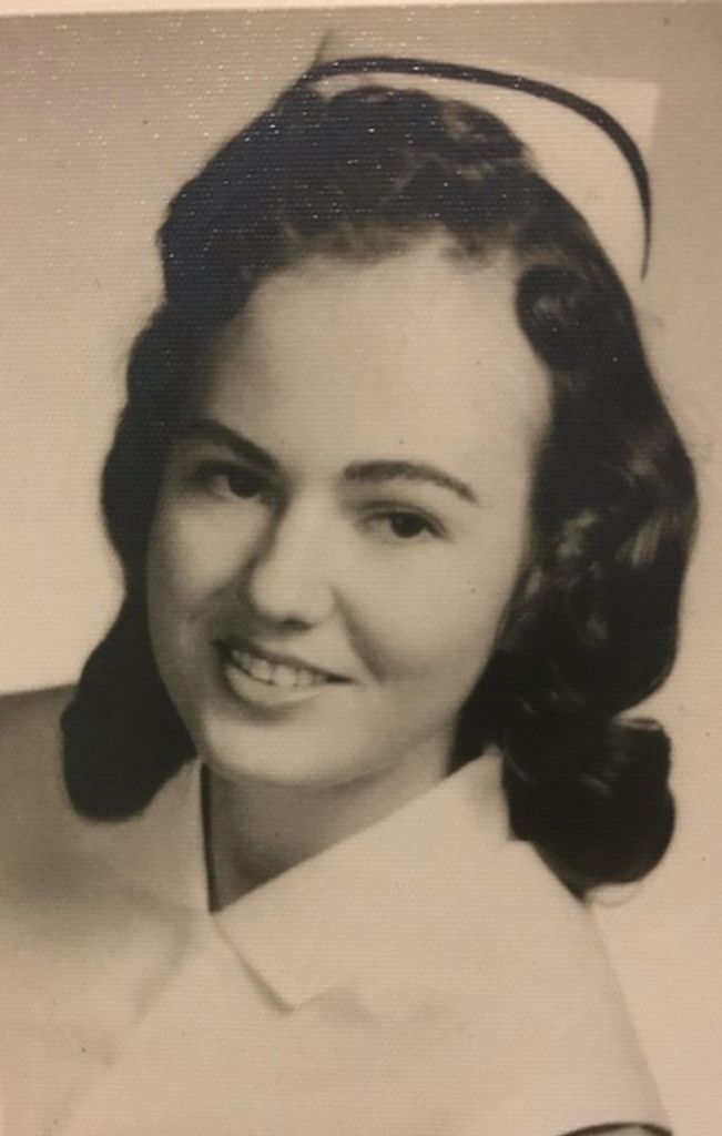 Elizabeth Lawhon Wall Profile Photo