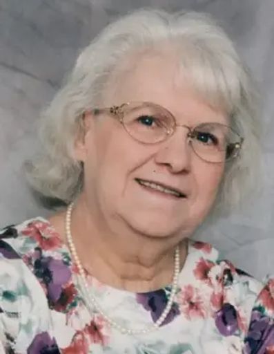 Carolyn Perry Profile Photo