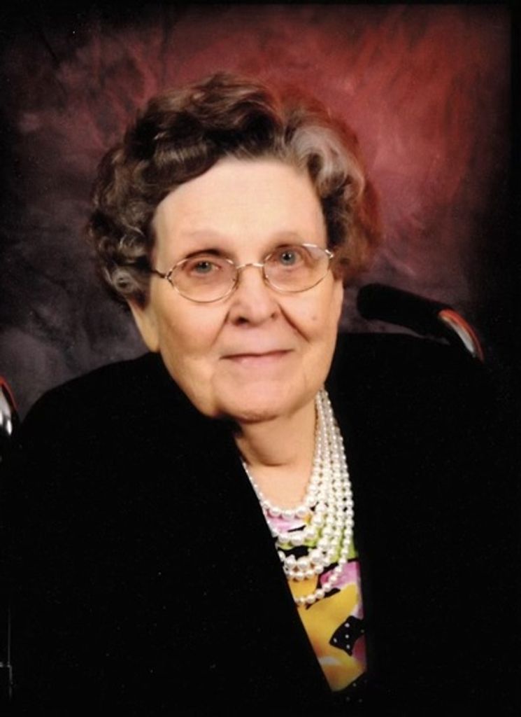 Elizabeth Stewart Profile Photo