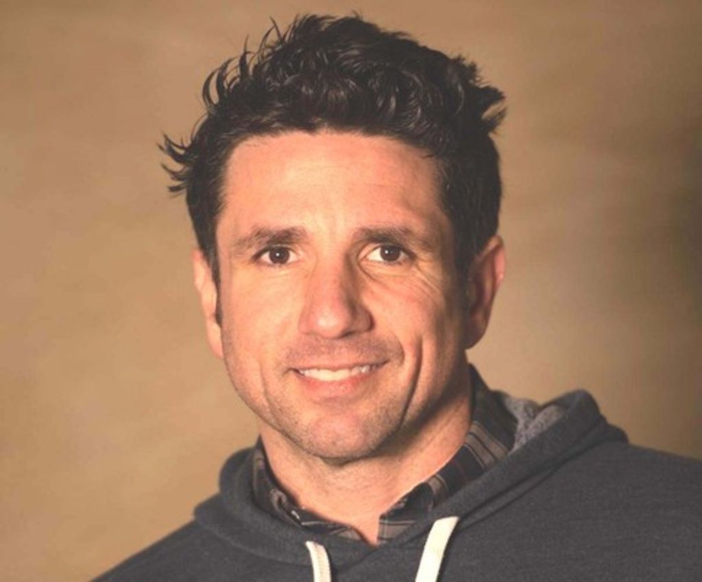Dean Diogo Profile Photo