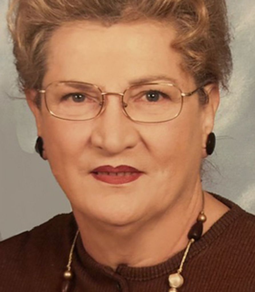 Connie Hollenbeck Profile Photo