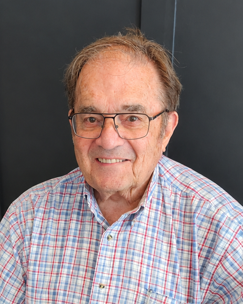 Barry Francis Hamilton Profile Photo